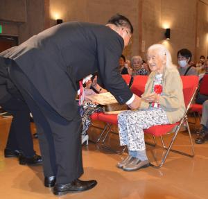 目黒八重子さん