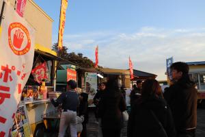 冬まつり　キッチンカー(3)